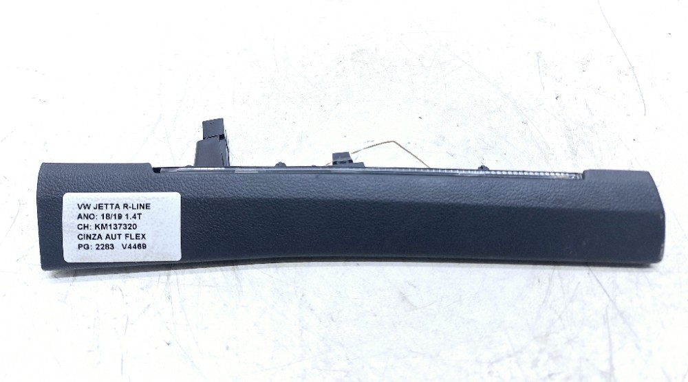 Acabamento Esquerdo Painel Vw Jetta Tsi 1.4 2019 17b858415a