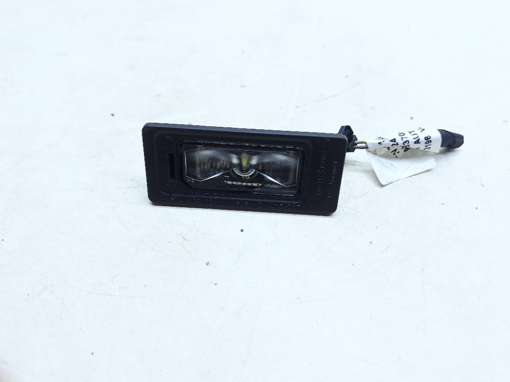 Luz Placa Traseira Vw Taos Tsi 1.4 2024 5na943021