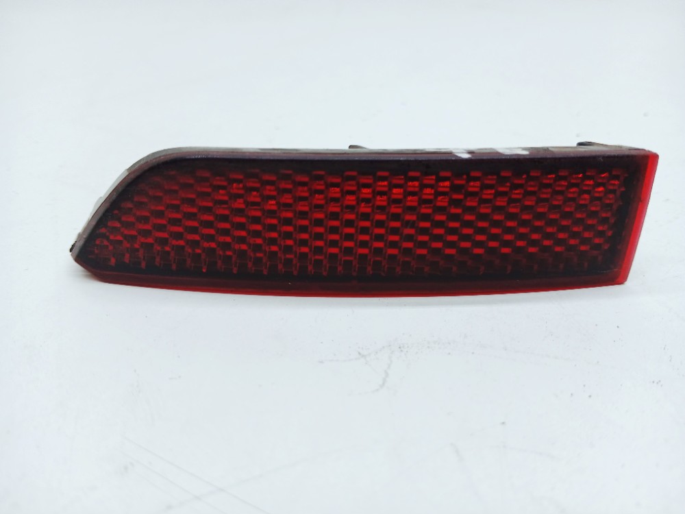 Refletor Olho Gato Traseiro Esquerdo Vw Tiguan 2.0 2018