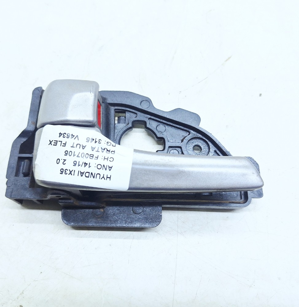 Maçaneta Interna Dianteira Esquerda Ix35 2.0 2015 826132S000
