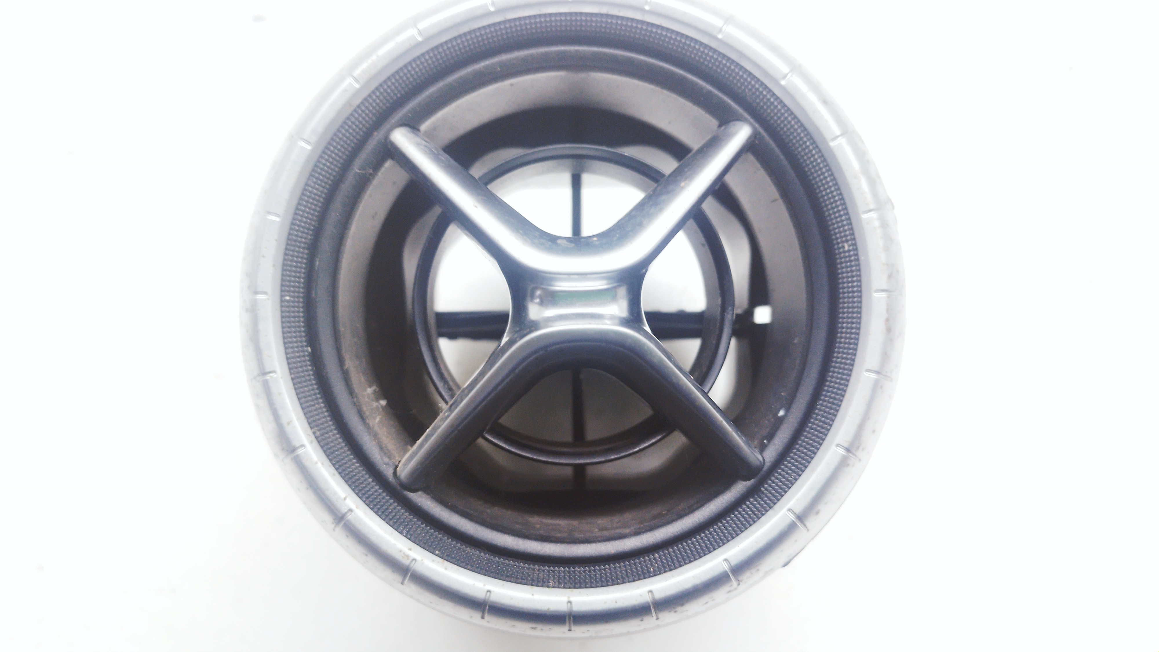 Difusor Ar Esquerdo Painel Central Mercedes Cla200 1.6 2015