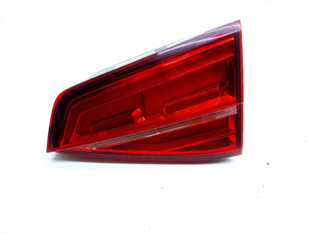 Lanterna Direita Tampa Vw Jetta 2.0 2016 5C6945308H