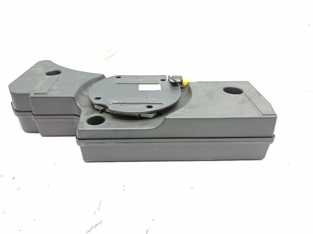 Alto Falante Subwoofer Vw Tcross Tsi 1.4 2022 2g0035621a Preto