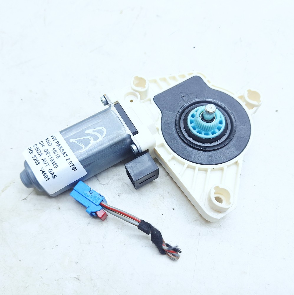 Motor Vidro Dianteiro Direito Passat Tsi 2.0 2016 5Q4959802B