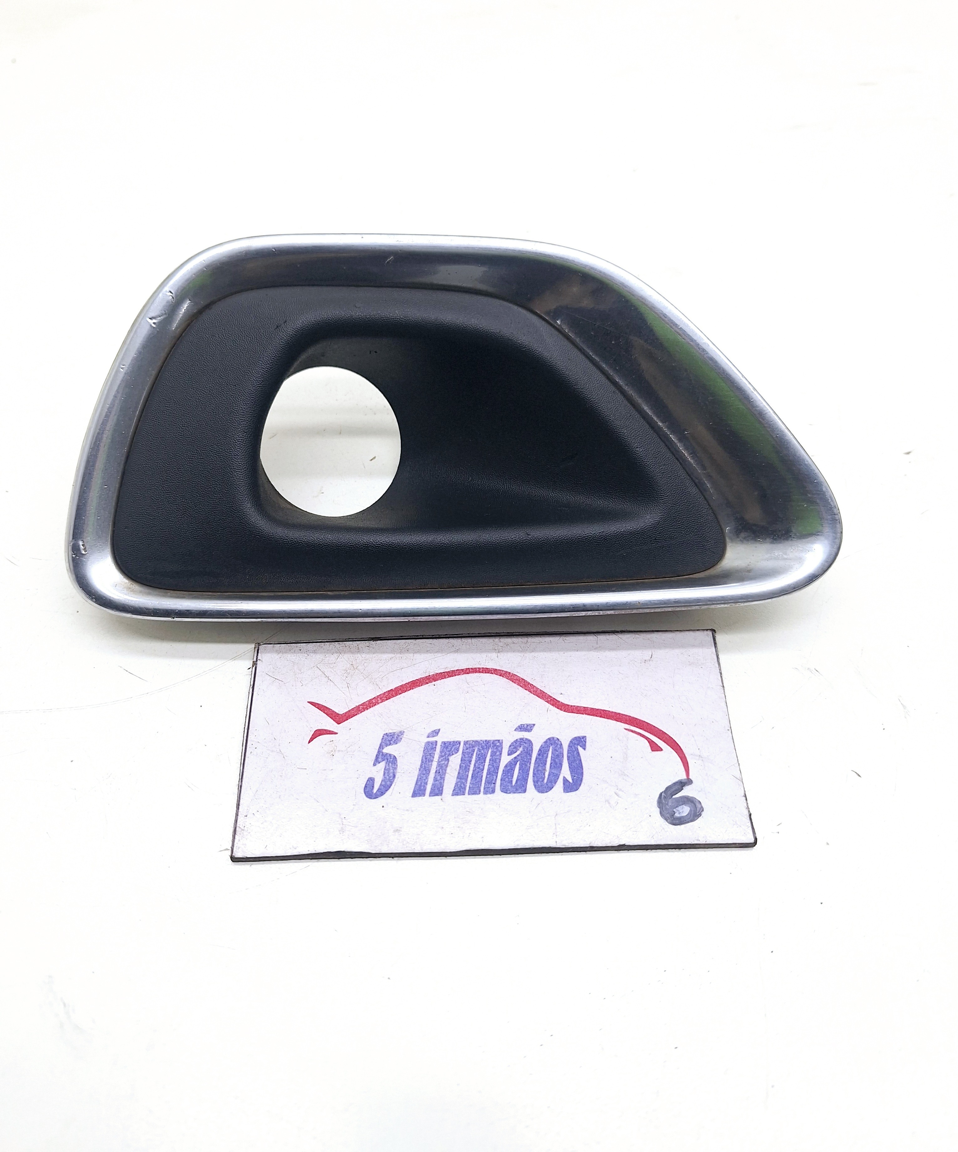 Moldura Farol Milha Esquerdo Jeep Cherokee 3.0 Turbo 2015  Preto Esquerdo