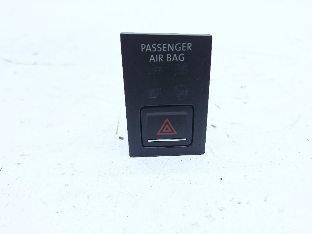 Botão Pisca Alerta Audi A3 Tfsi 1.8 2014 5g1919234