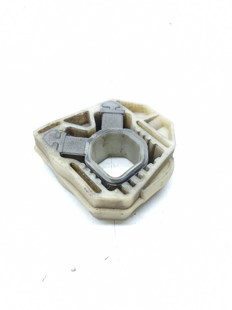 Suporte Coxim Radiador Vw Tiguan Tsi 2.0 2011 2012