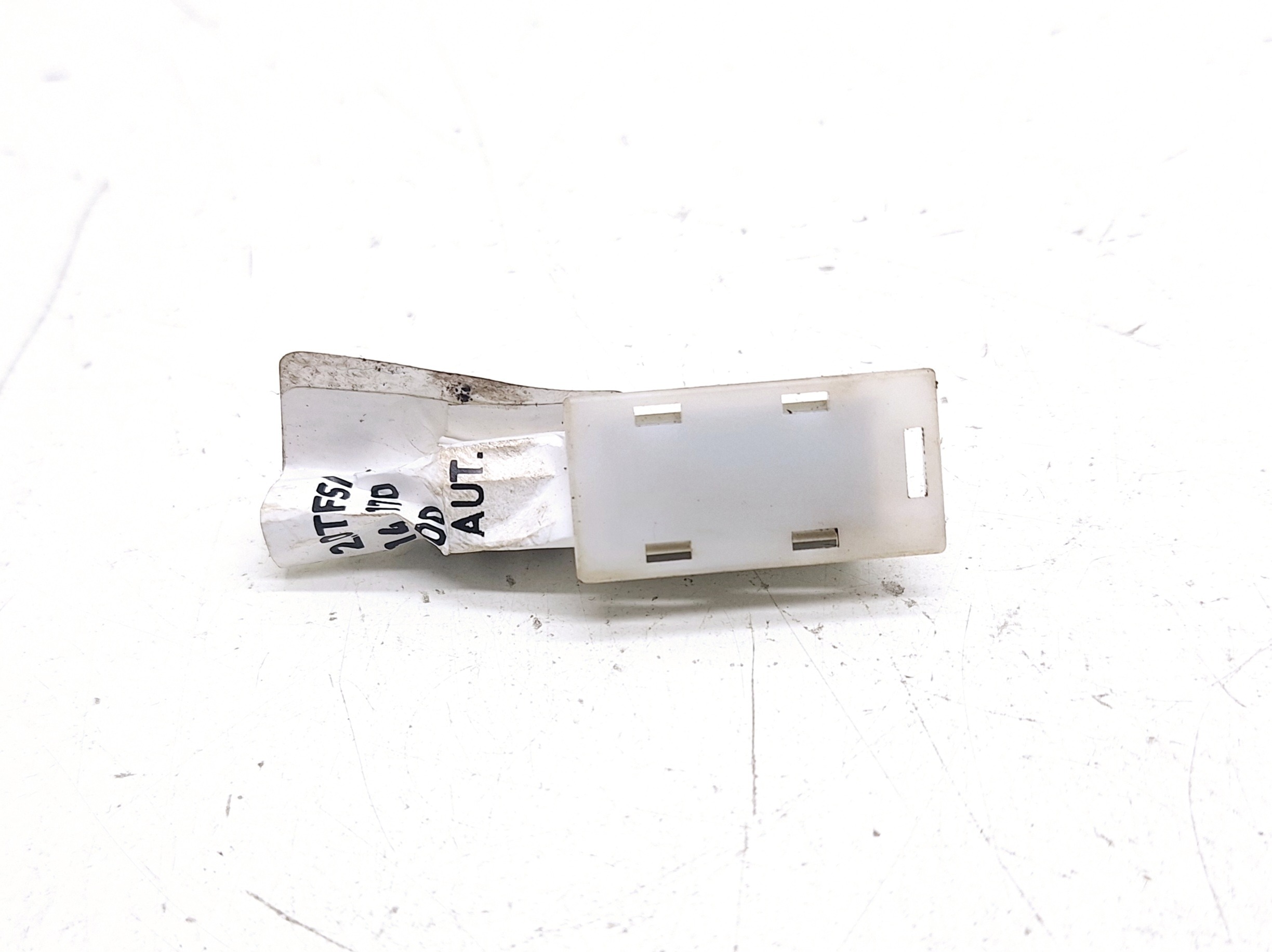 Luz Cortesia Forro Audi Q3 Tfsi 2.0 2013/ 2014 Nº4e0919390