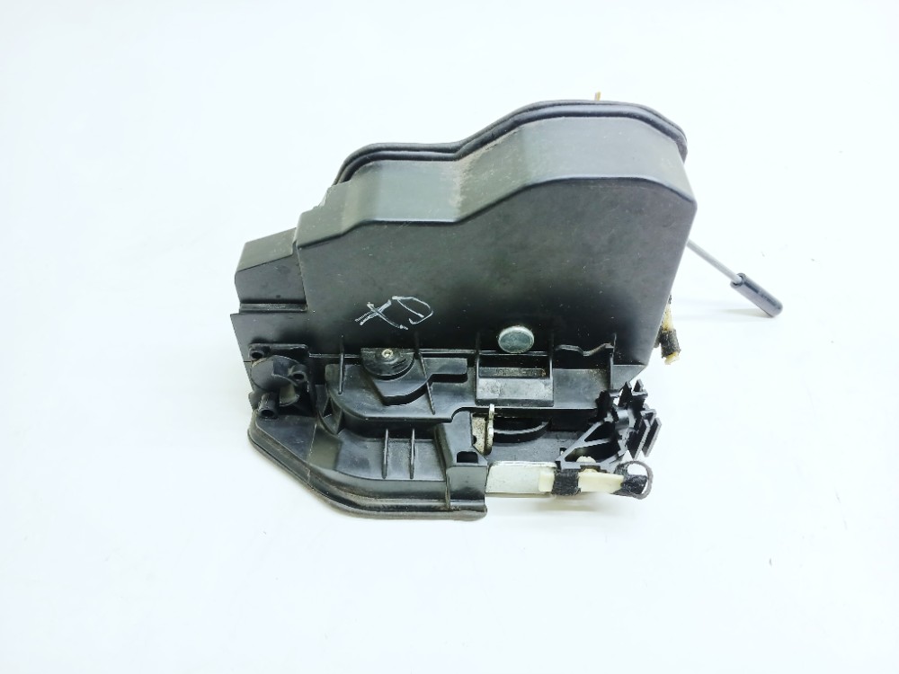 Fechadura Porta Traseira Direita Bmw 320 2016