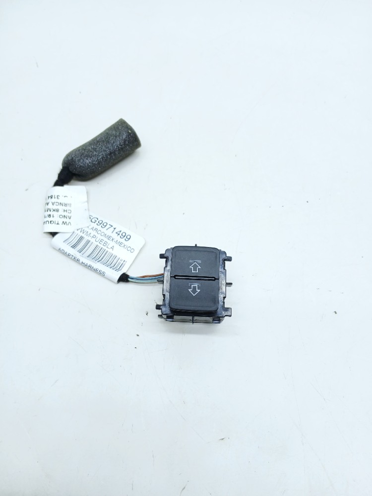 Botão Abertura Teto Solar Vw Tiguan 2.0 2019 5g9971499