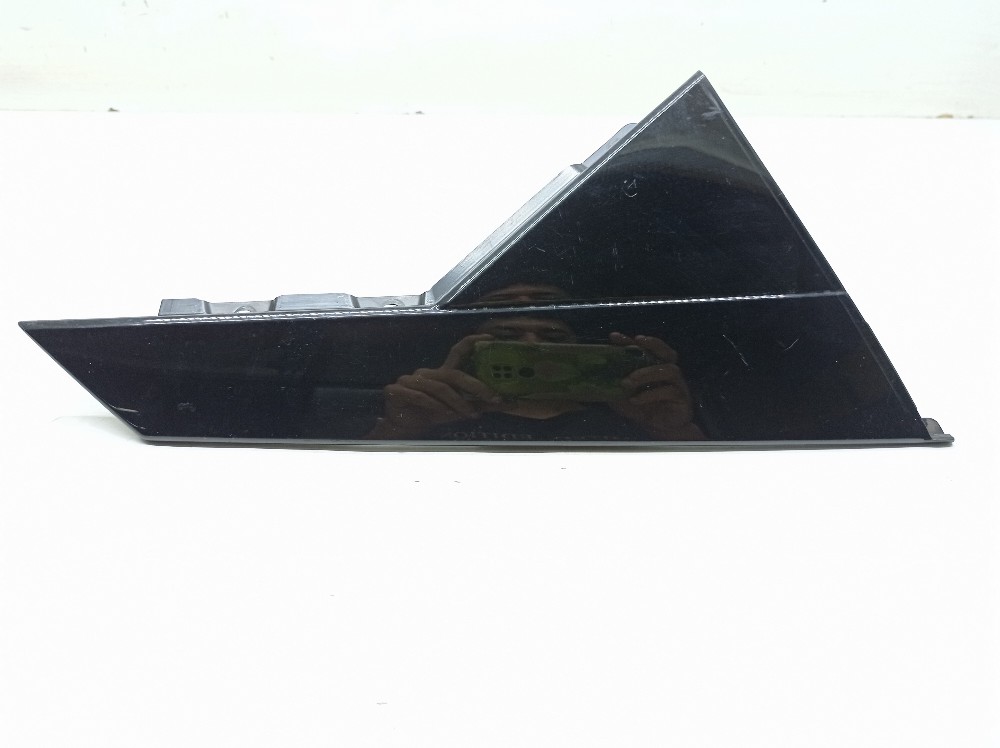 Acabamento Porta Traseira Direita Audi Q3 2.0 2023 2024