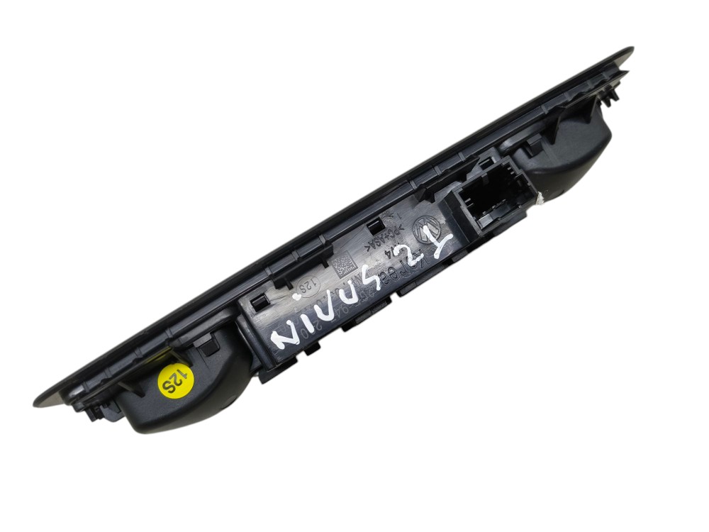 Luz Teto Traseira Volkswagen Nivus Highline Tsi 1.0 12v 2021 3