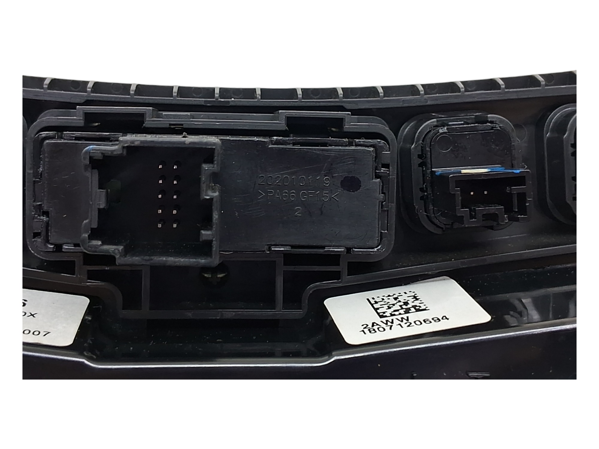 Controle Ar Condicionado Chevrolet Tracker Premier 2018 7
