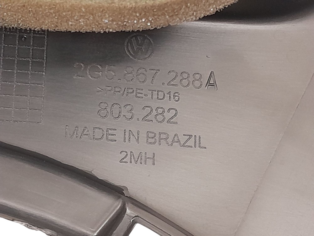 Acabamento Vidro Vigia Traseiro Dir Volkswagen Nivus 2021 5