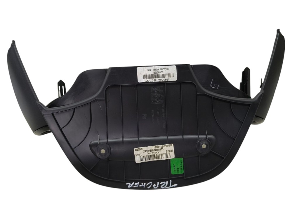 Moldura Painel Instrumentos Chevrolet Tracker Midnight 2024 3