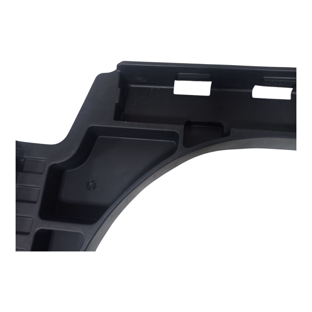 ACABAMENTO PORTA MALA ESTEPE TOYOTA COROLLA CROSS XRV 2024 6