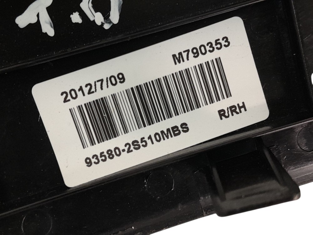Botao Vidro Traseiro Direito Hyundai Ix35 2013 6