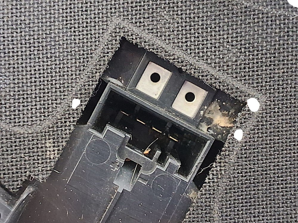 Alto Falante Subwoofer Esquerdo Bmw 116i 2014 Preto 5