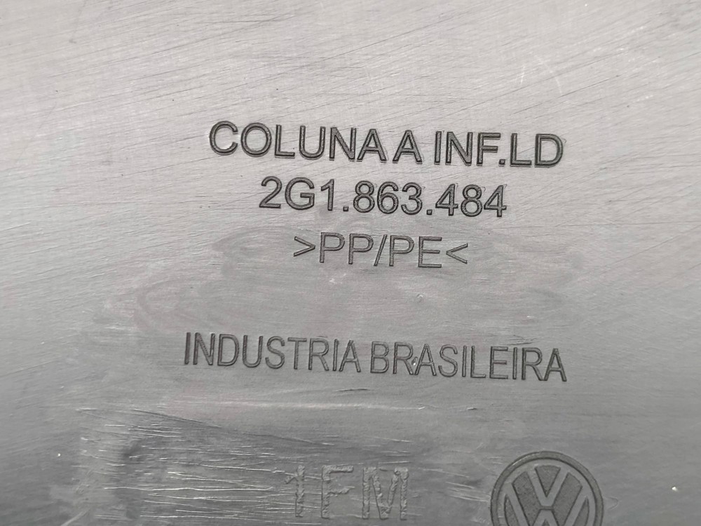 Acabamento Soleira Porta Diant Direita Volkswagen Nivus 2021 Preto 5