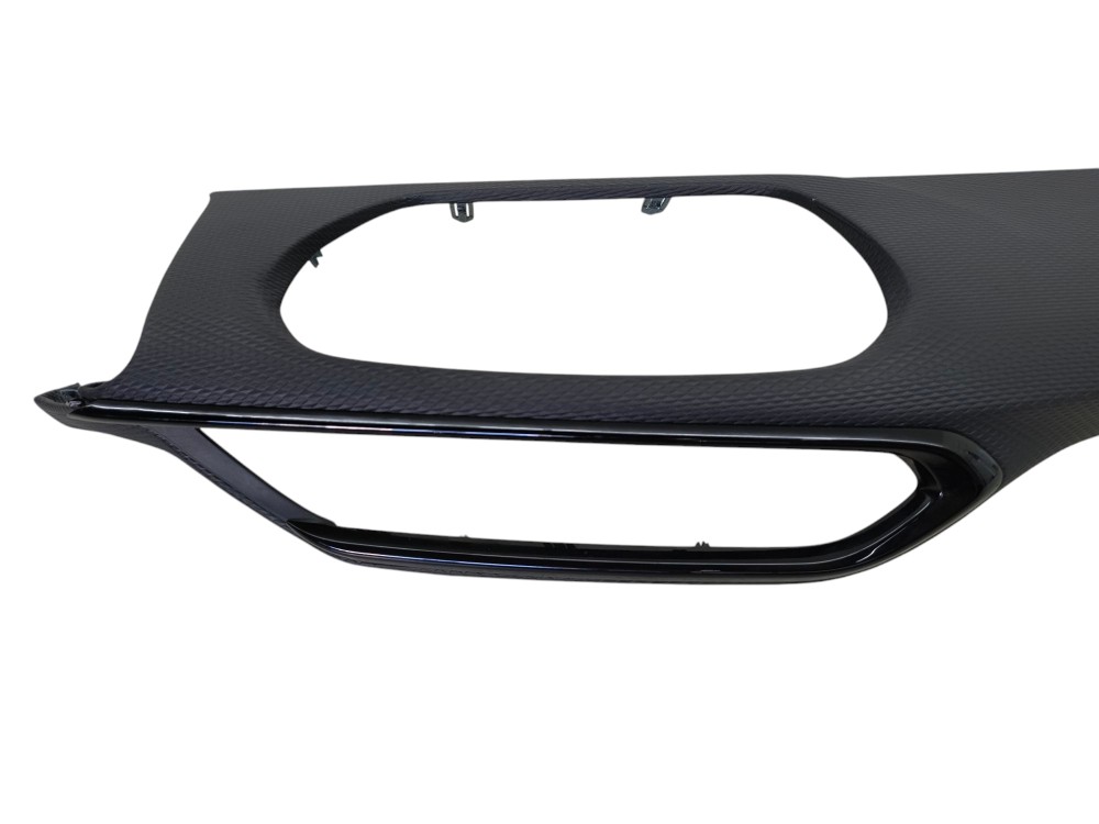Moldura Central Painel Chevrolet Tracker Midnight 2024 3
