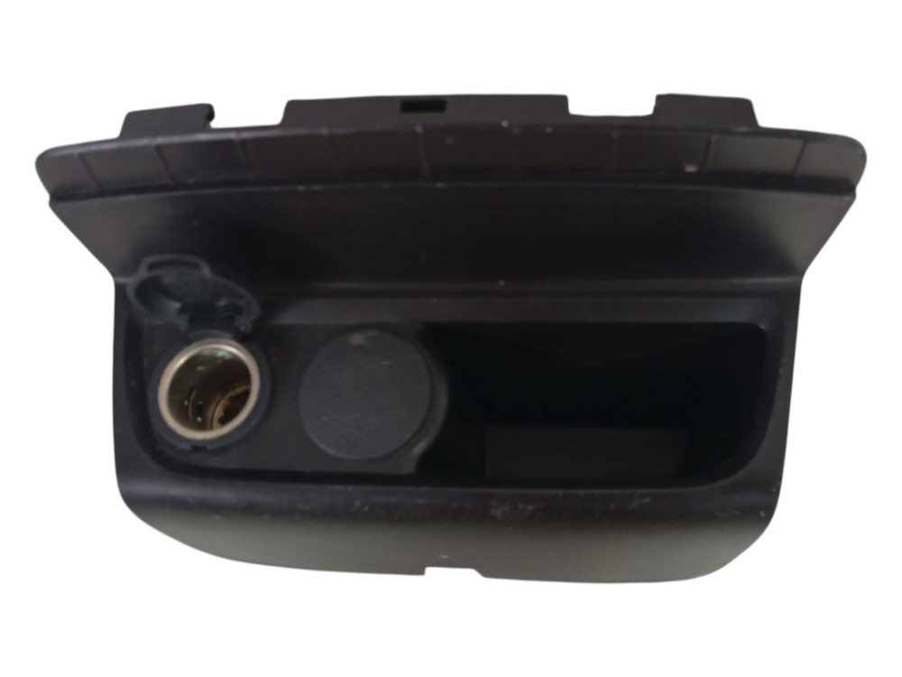 Moldura Com Tomada 12v Peugeot 208 Griffe 1.6 Flex Aut 2020 3