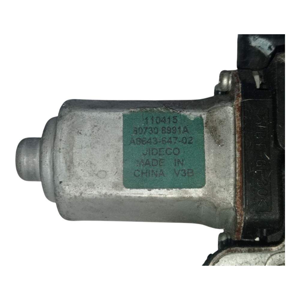 Máquina Vidro Dianteiro Direito Nissan Tiida 2012 3