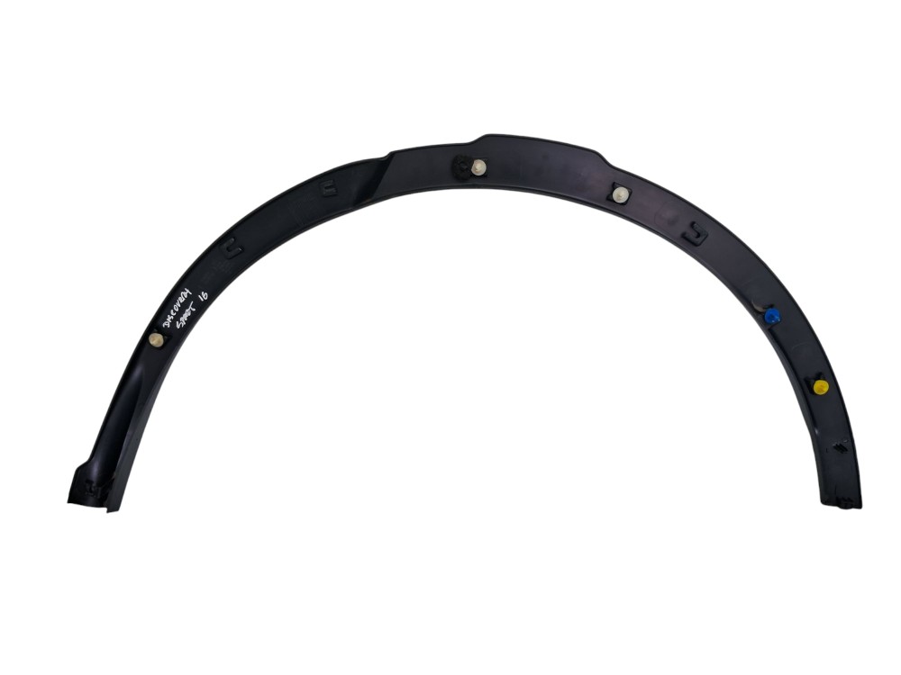 Aplique Lateral Traseiro Dir Land Rover Discovery Sport 2016 – Preto 4