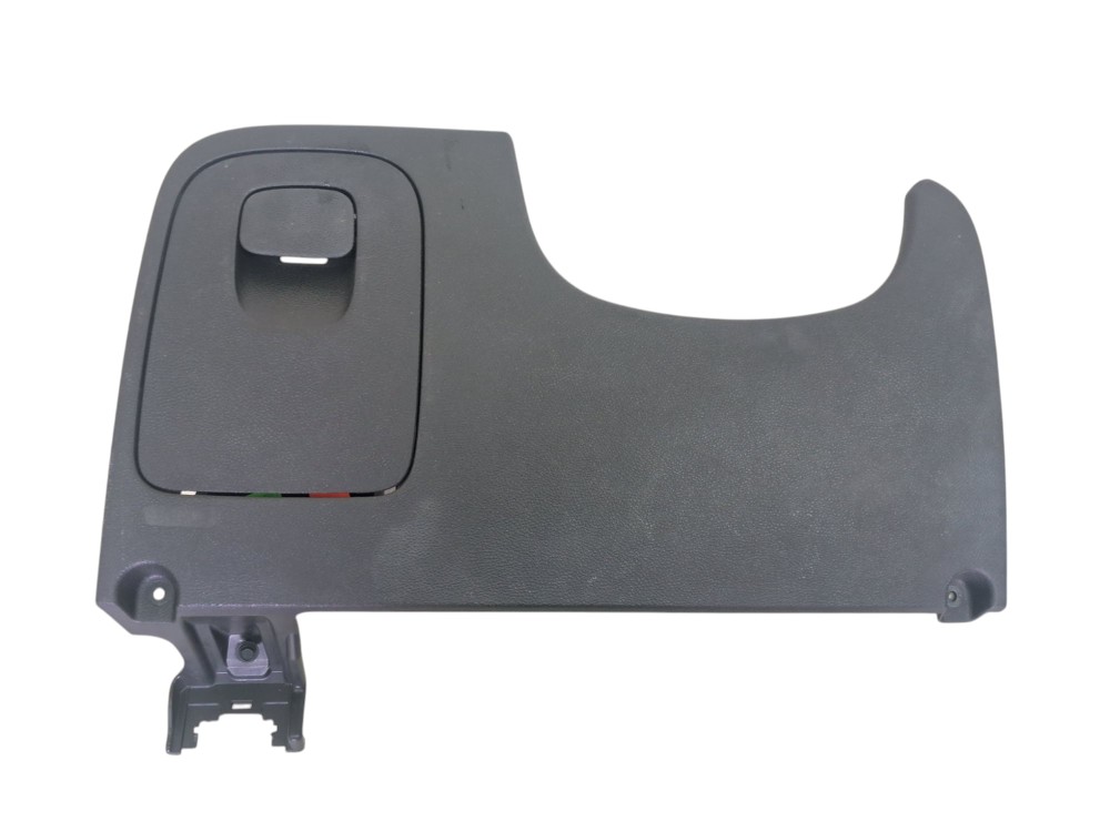 Acabamento Inferior Porta Objetos Chevrolet Tracker Ltz 2015 1