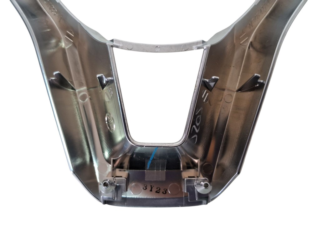 Moldura Volante Nissan Kicks 2024 4