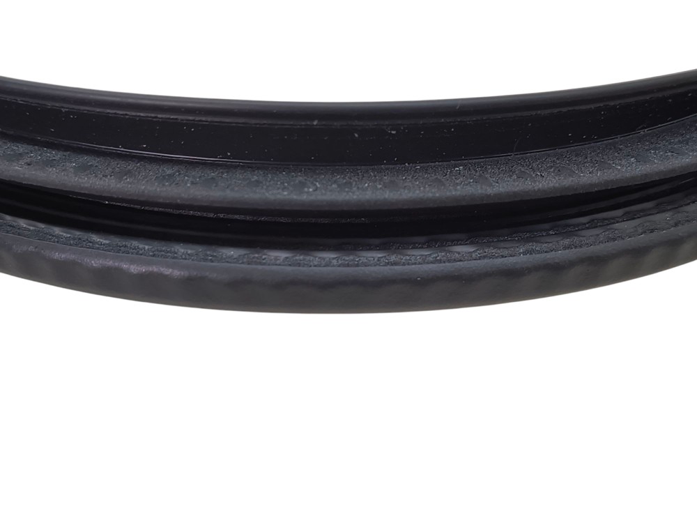 Borracha Vedaçao Porta Diant Esquerda Chevrolet Tracker 2024 4
