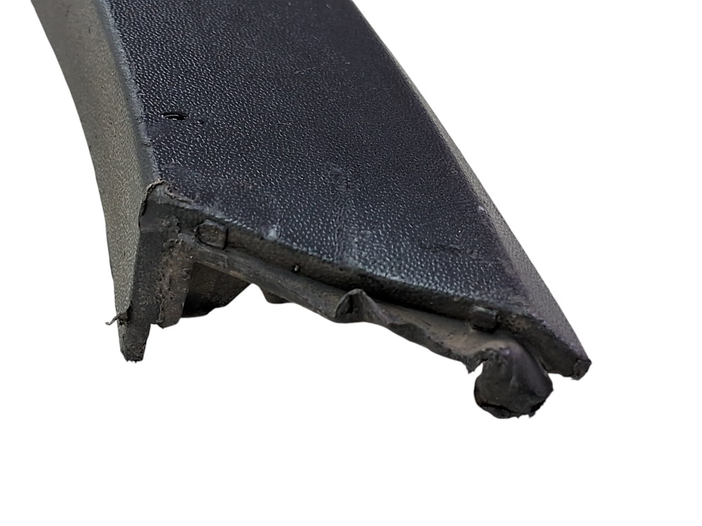Aplique Paralama Direito Kia Sorento 2011 Preto 7