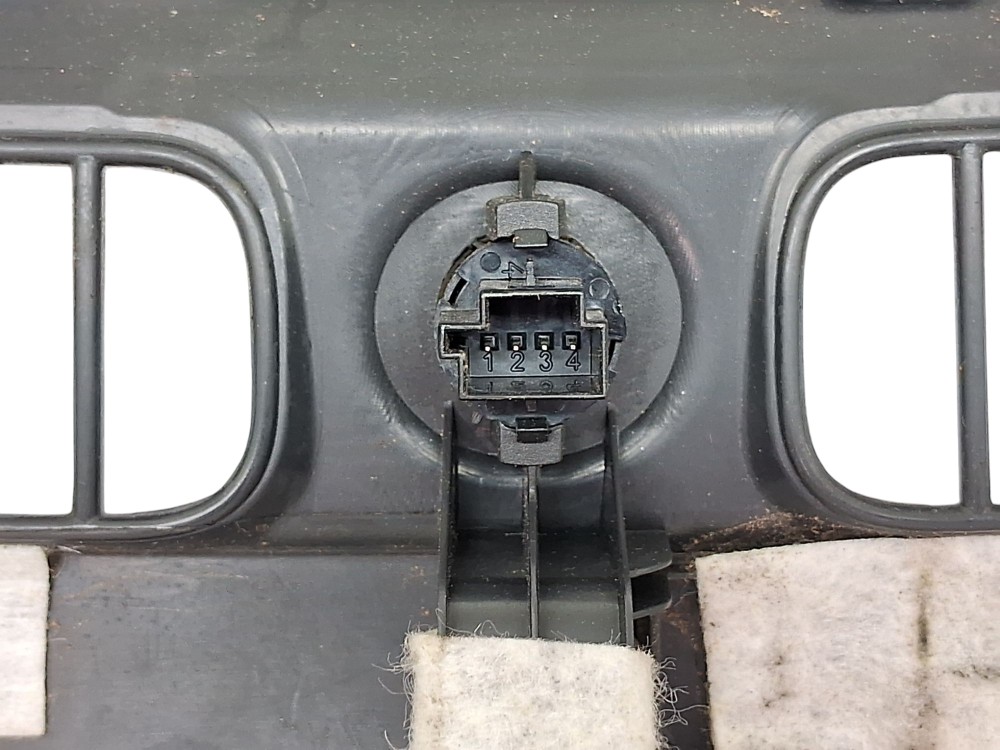 Acabamento Grade Superior Painel Jeep Compass Limited 2020 6