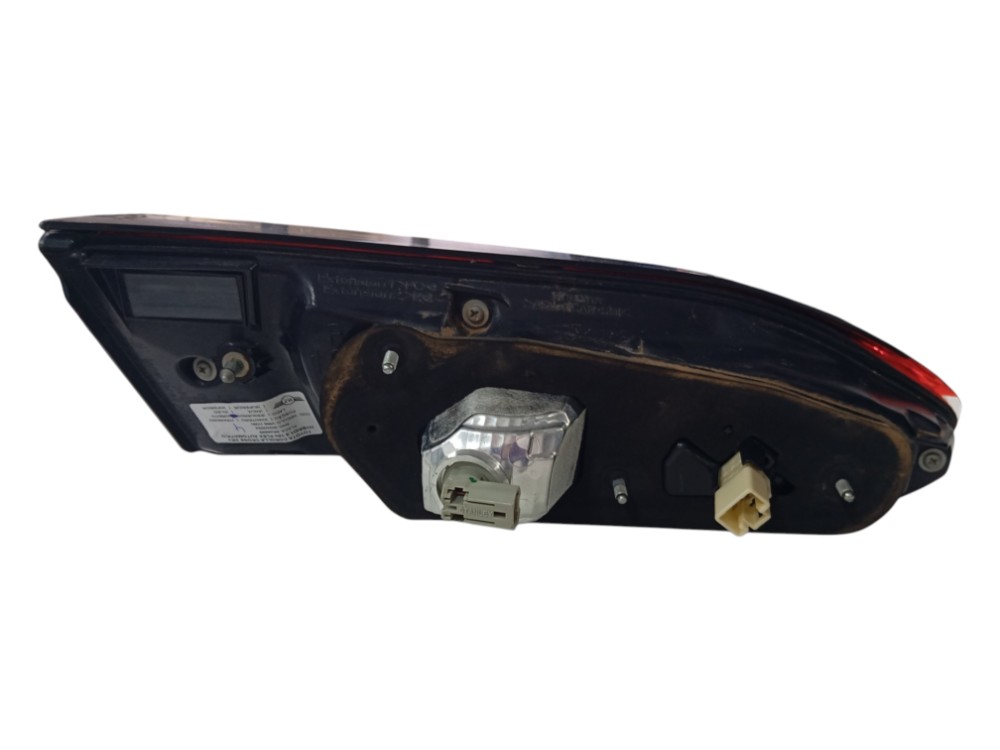LANTERNA TAMPA DIREITA TOYOTA COROLLA CROSS 1.8 AUT 2024 7