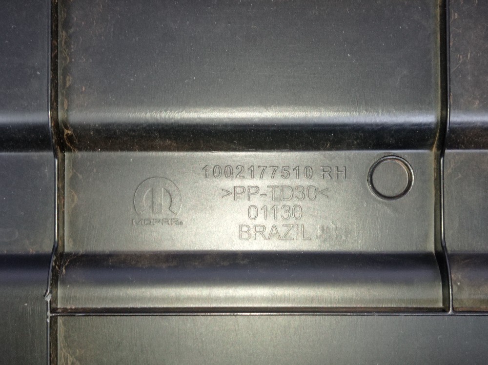 Forro Tampa Traseiro Direito Fiat Toro 2.0 Freedom 2022 7