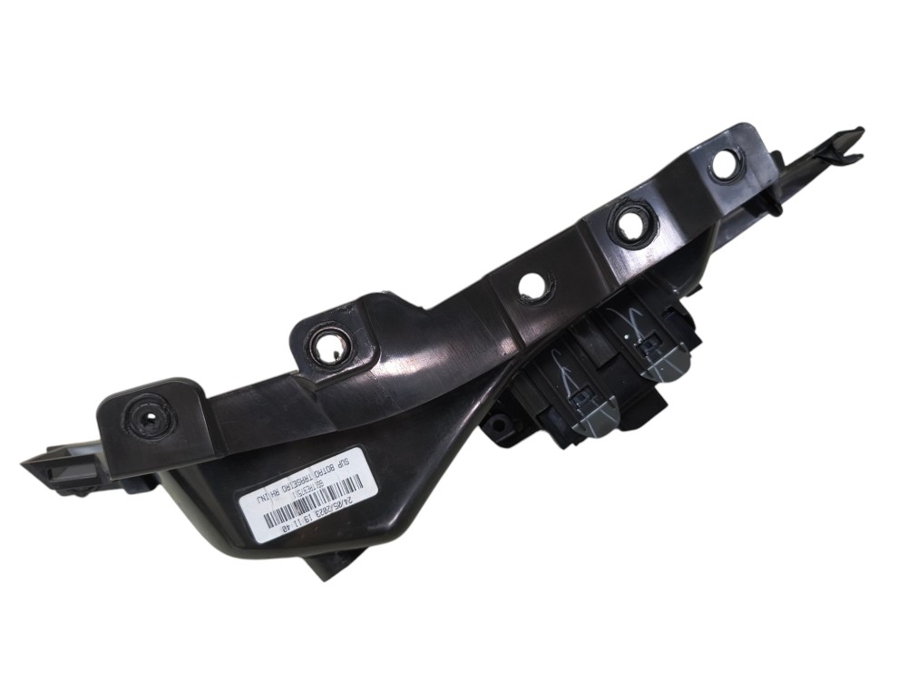 Botao Vidro Traseiro Direito Chevrolet Tracker Midnight 2024 3