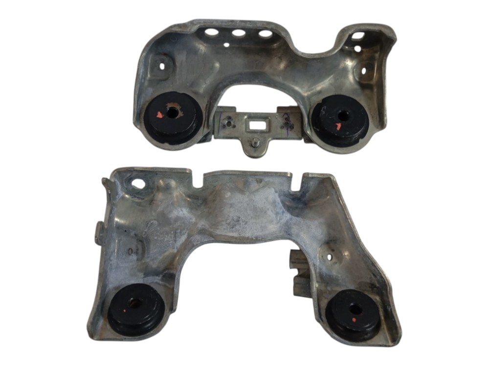PAR SUPORTE CONVERSOR BATERIA TOYOTA COROLLA CROSS 1.8 2024 6