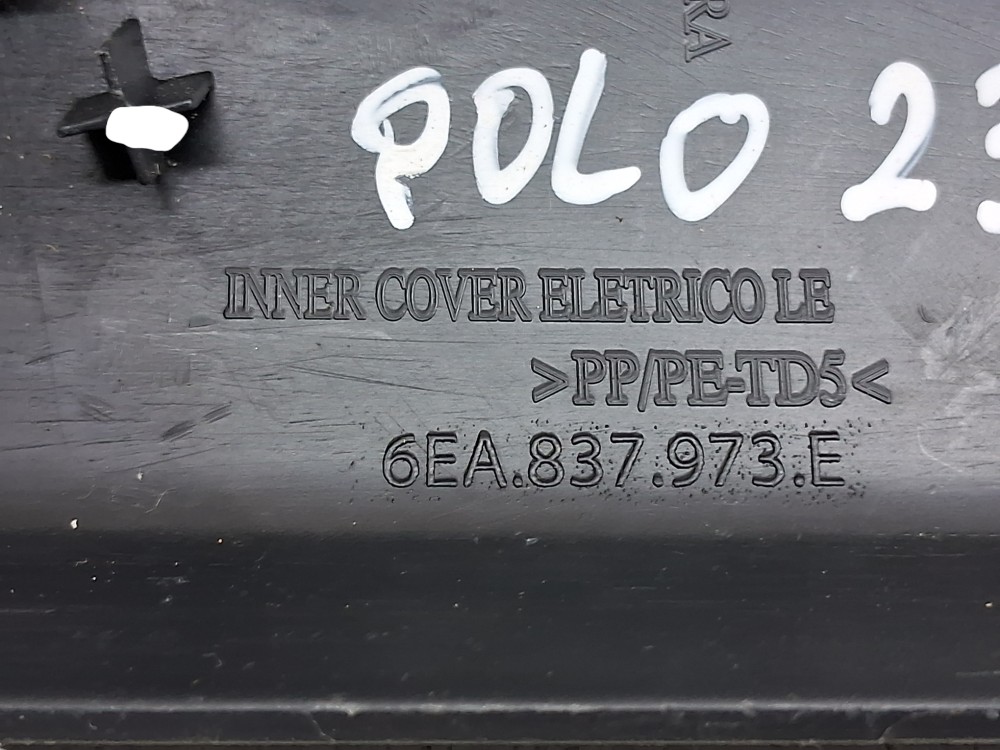 Acabamento Interno Esquerdo Retrovisor Volkswagen Polo 2023 5