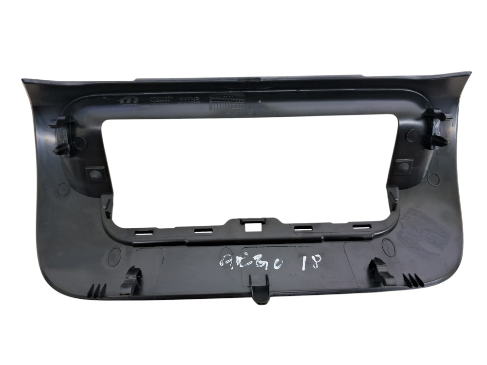 Moldura Central Painel Multimidia Fiat Argo Drive 2018 4