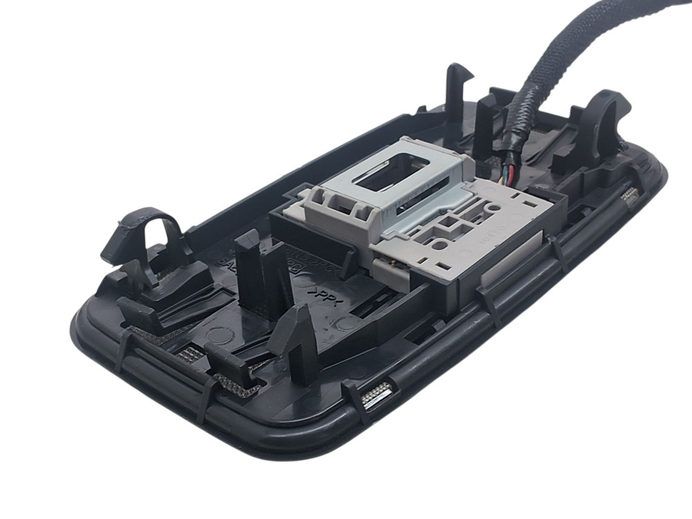 Luz Teto Traseira Toyota Corolla Cross Xre20 2024 3