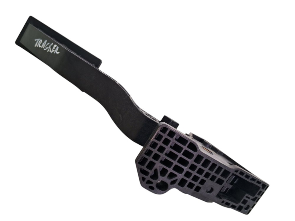 Pedal Acelerador Chevrolet Tracker Midnight 2024 4