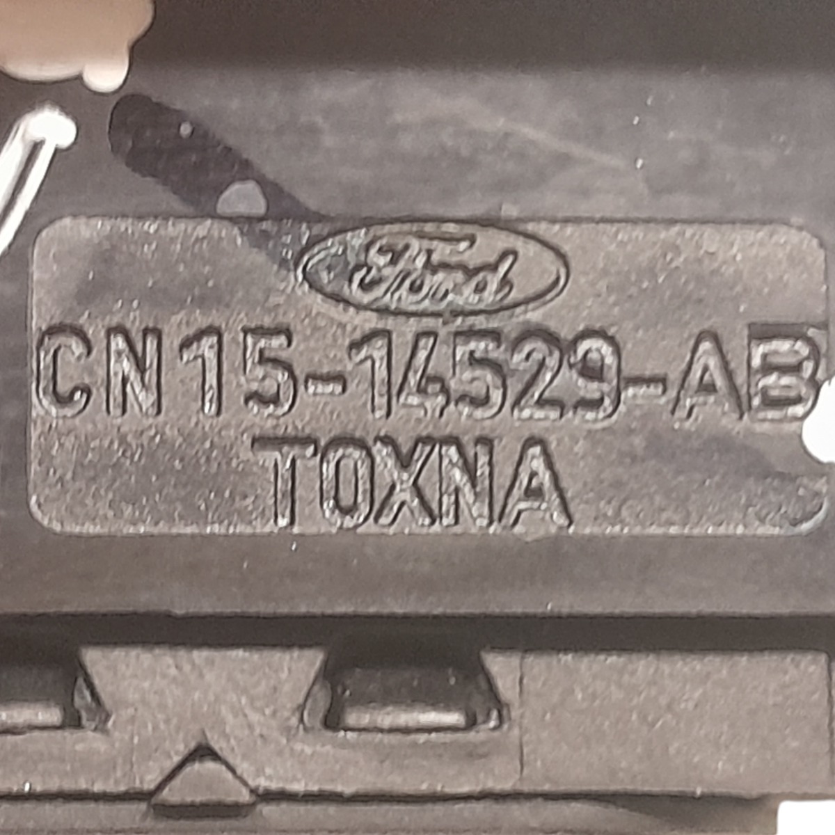 Botão Vidro Traseiro Direito Ford Ka 1.5 2020 5