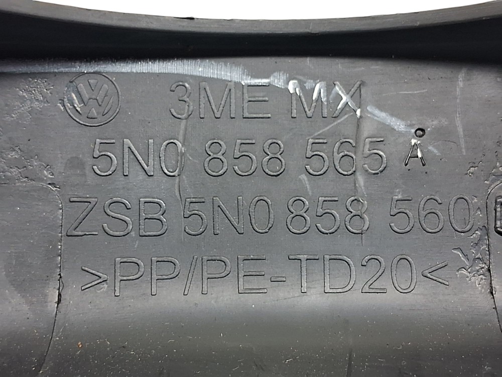 Acabamento Superior Coluna Direcao Volkswagen Jetta 2014 6