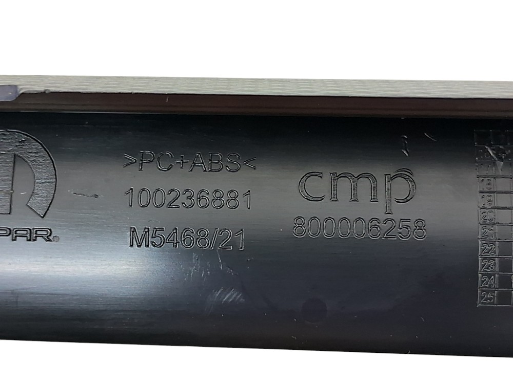 Moldura Central Painel Multimidia Fiat Argo Drive 2018 5