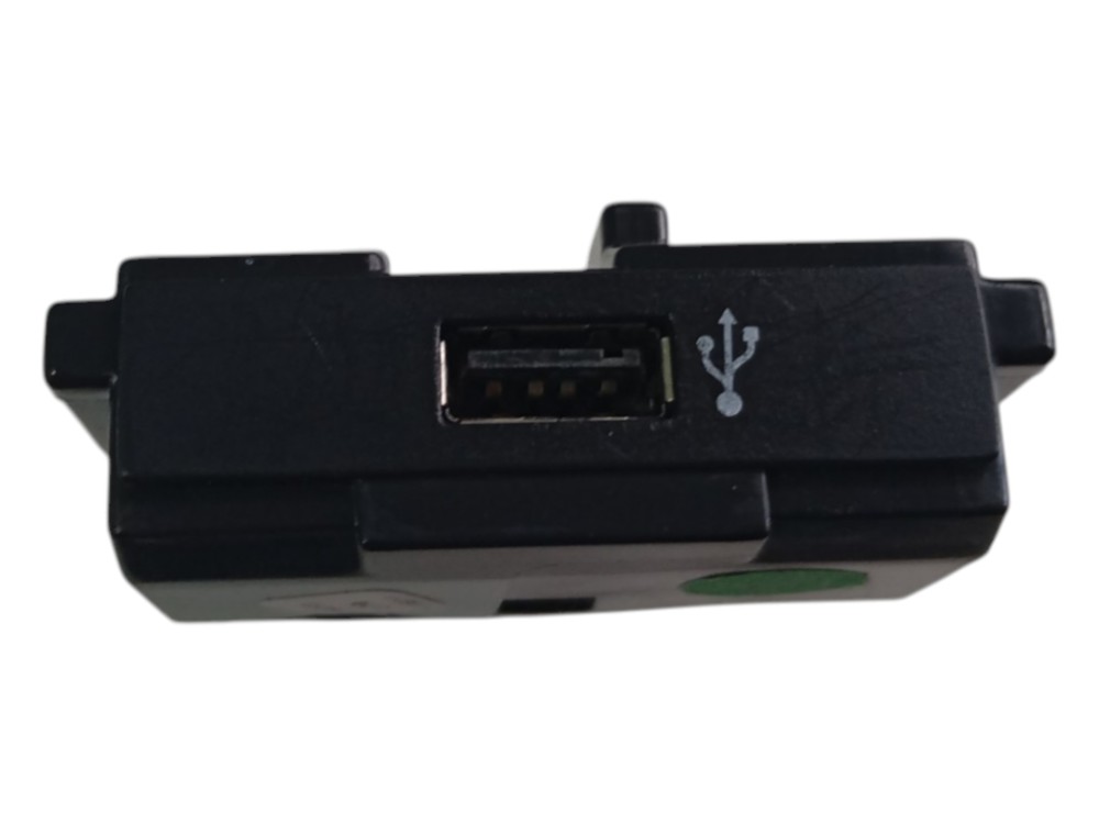 Entrada Usb Console Volkswagen Tcross Turbo 1.4 2020