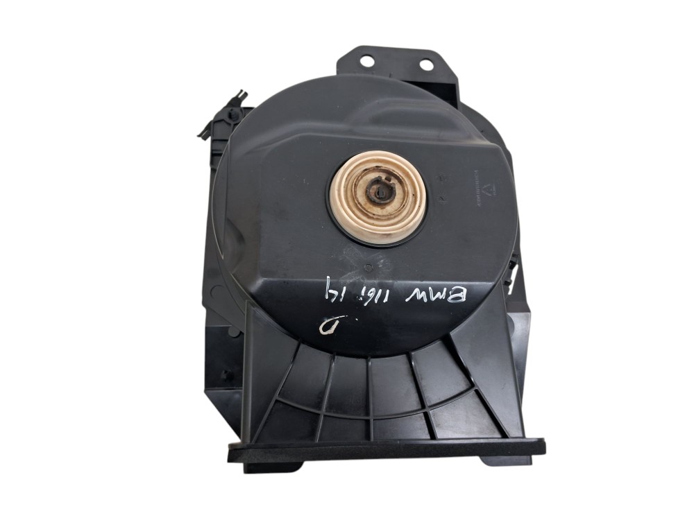 Alto Falante Subwoofer Direito Bmw 116i 2014 Preto 4
