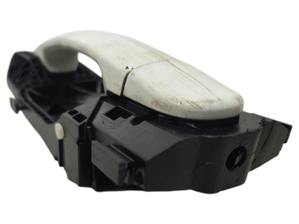 Maçaneta Externa Porta Traseira Esquerda Volkswagen Up 2016 Branco Traseira 3
