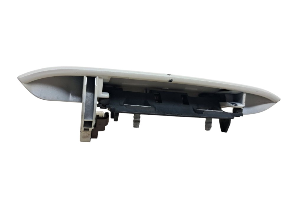 Macaneta Externa Porta Dianteira Direita Toyota Etios 2016 – Branco – Dianteira 2
