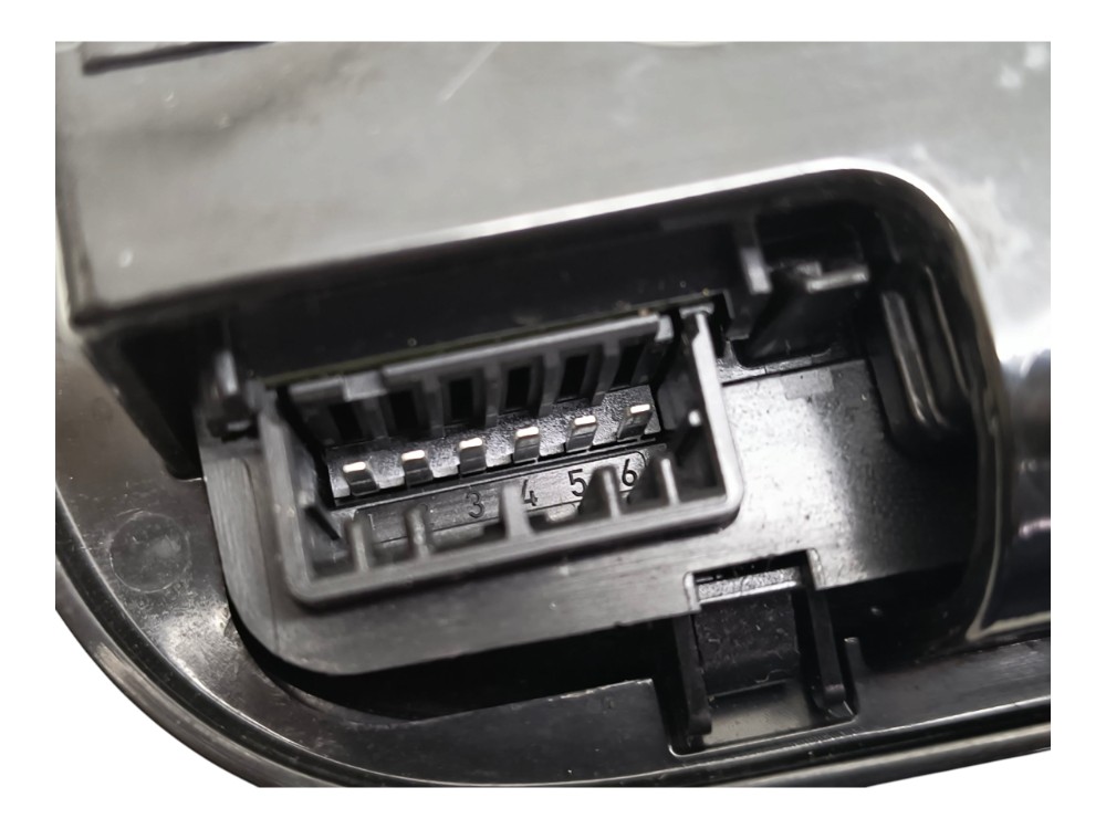 Luz Teto Dianteira Fiat Fastback 1.3 16v Turbo Flex Aut 2023 3