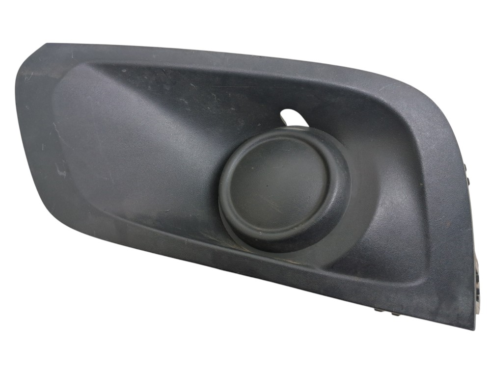 Moldura Farol Milha Esquerdo Chevrolet Onix Ltz 2018  Preto 1