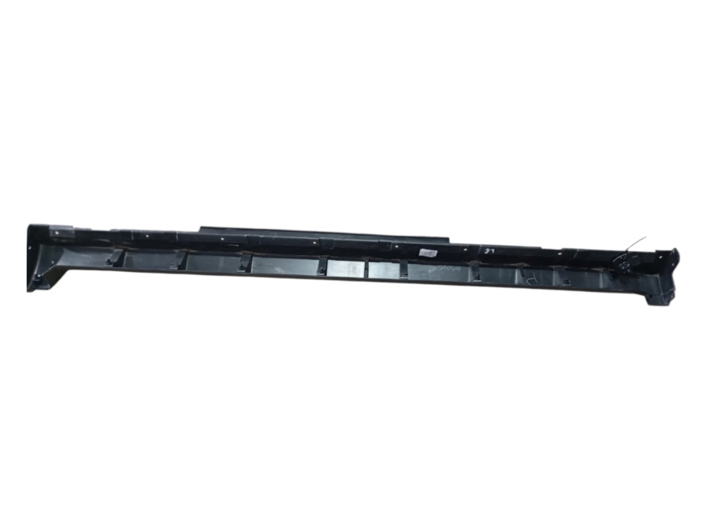 Spoiler Esquerdo Nissan Kicks Sv 1.6 Aut 2018 6